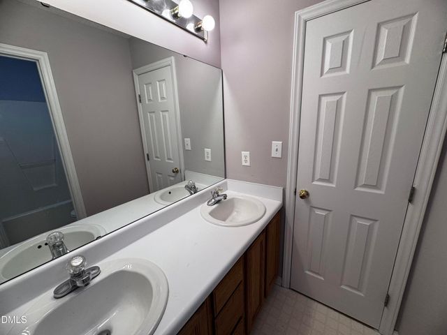 3 S Indian Creek Place, Durham, NC 27703