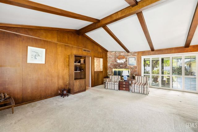 2444 Pine Street, Bakersfield, CA 93301