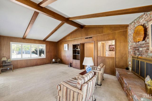 2444 Pine Street, Bakersfield, CA 93301