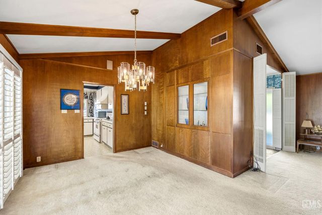 2444 Pine Street, Bakersfield, CA 93301