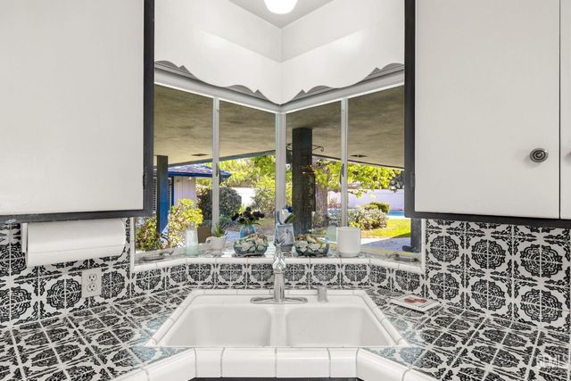 2444 Pine Street, Bakersfield, CA 93301