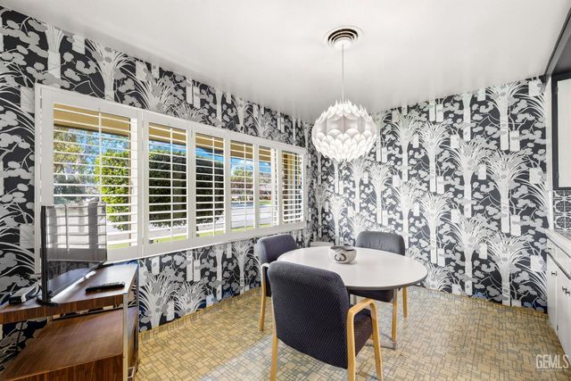 2444 Pine Street, Bakersfield, CA 93301