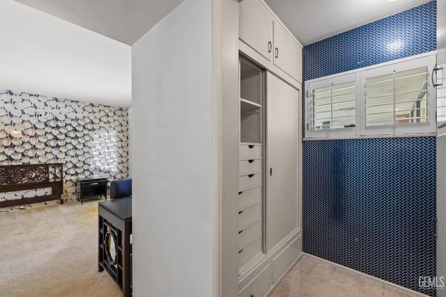 2444 Pine Street, Bakersfield, CA 93301