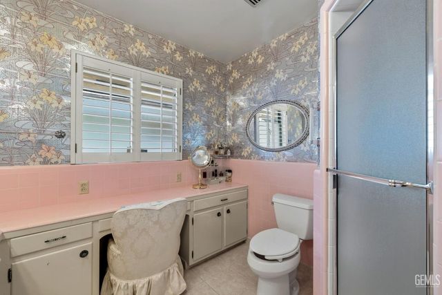 2444 Pine Street, Bakersfield, CA 93301