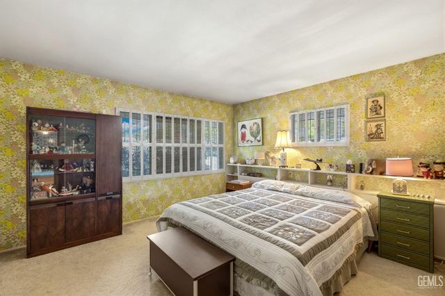 2444 Pine Street, Bakersfield, CA 93301