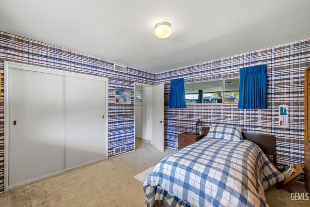 2444 Pine Street, Bakersfield, CA 93301