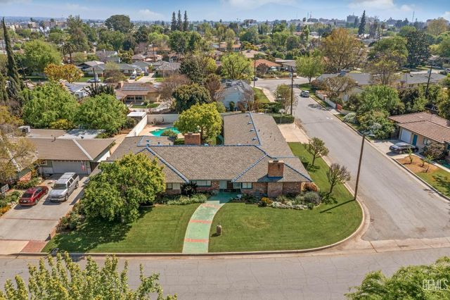 2444 Pine Street, Bakersfield, CA 93301