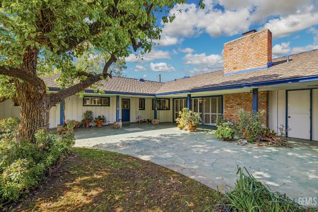 2444 Pine Street, Bakersfield, CA 93301