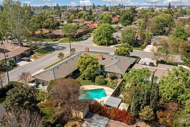 2444 Pine Street, Bakersfield, CA 93301