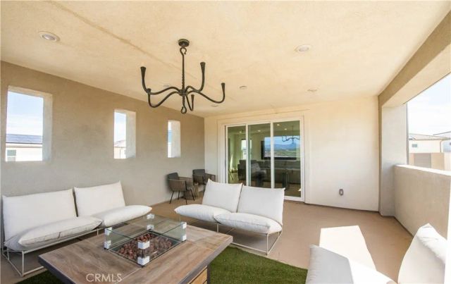 27533 Golden Currant Place, Valencia, CA 91381