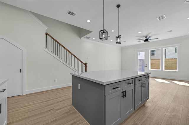 3511 Seabrook Street C, Houston, TX 77021