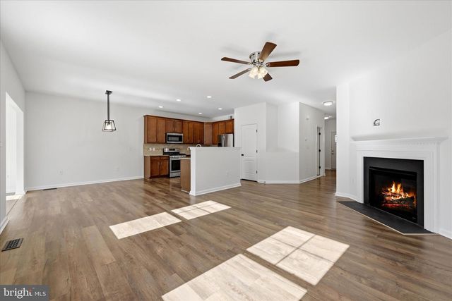 127 AUBURN HILL CT, Stephens City, VA 22655