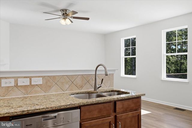 127 AUBURN HILL CT, Stephens City, VA 22655