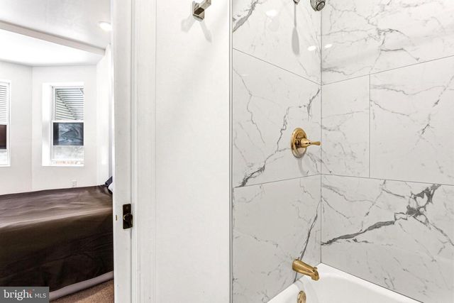 1030 S 56TH ST, Philadelphia, PA 19143