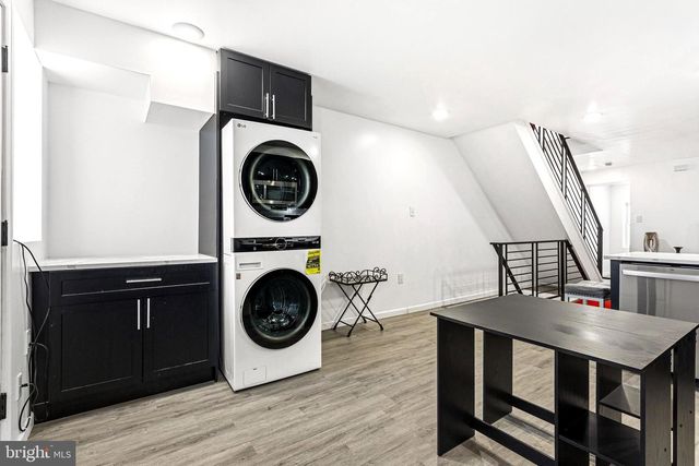 1030 S 56TH ST, Philadelphia, PA 19143