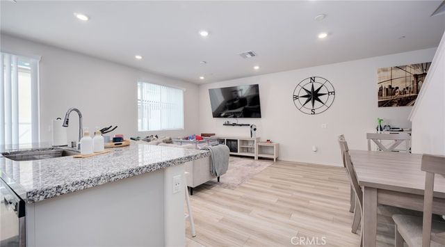 40262 Birchfield 157, Temecula, CA 92591