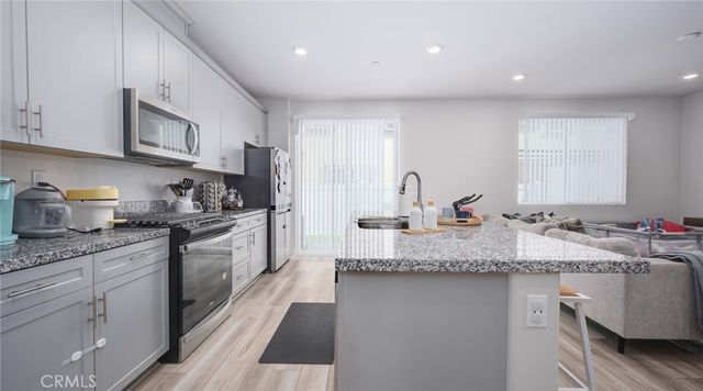 40262 Birchfield 157, Temecula, CA 92591