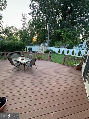804 CANAL ST, Blackwood, NJ 08012