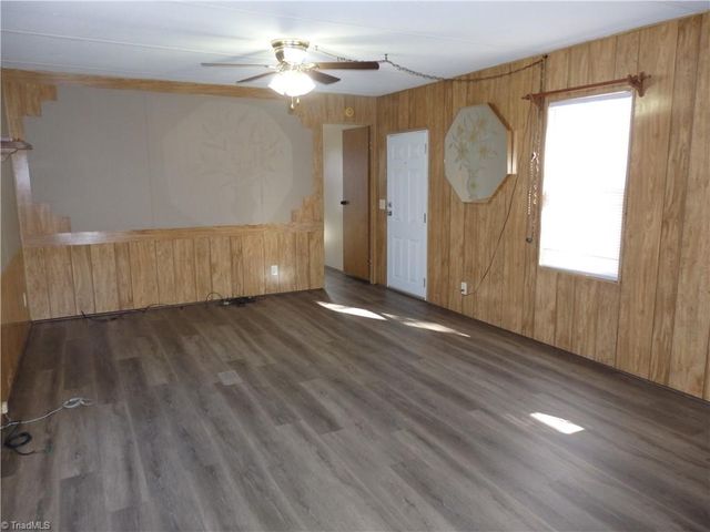 5750 New Hope Road, Denton, NC 27239