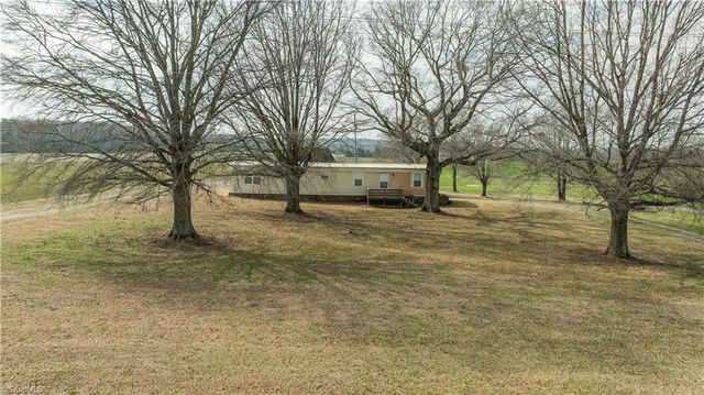 5750 New Hope Road, Denton, NC 27239