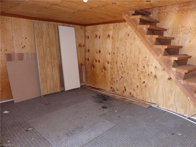 5750 New Hope Road, Denton, NC 27239