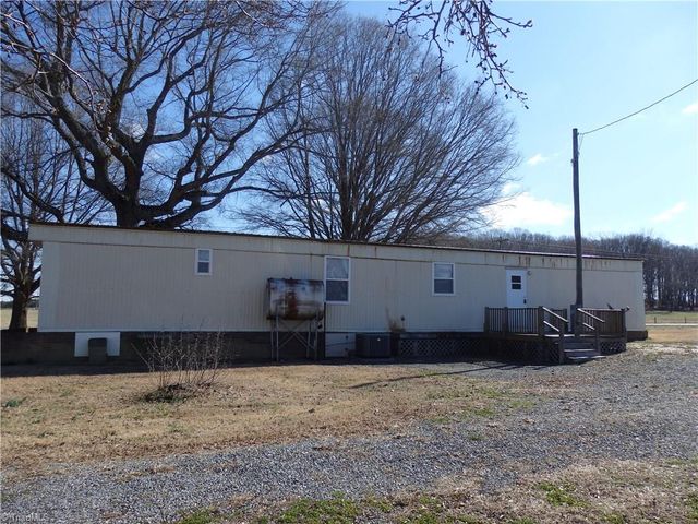 5750 New Hope Road, Denton, NC 27239