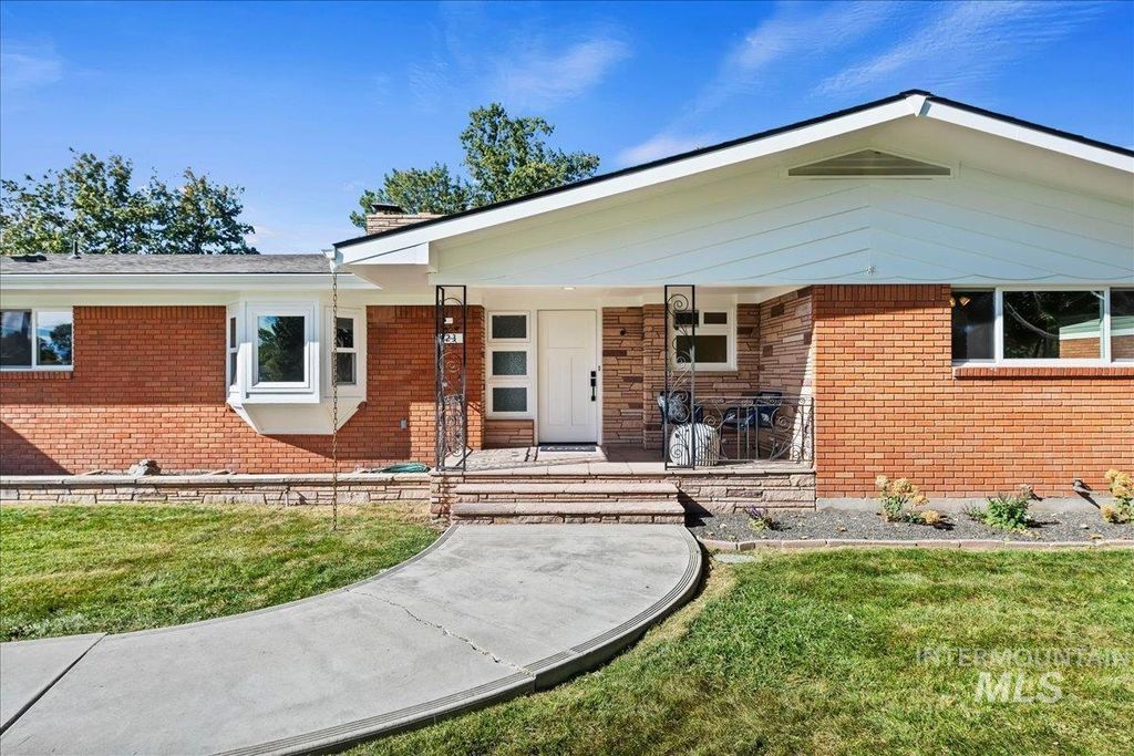 523 S State St, Nampa, ID 83686 photo 2