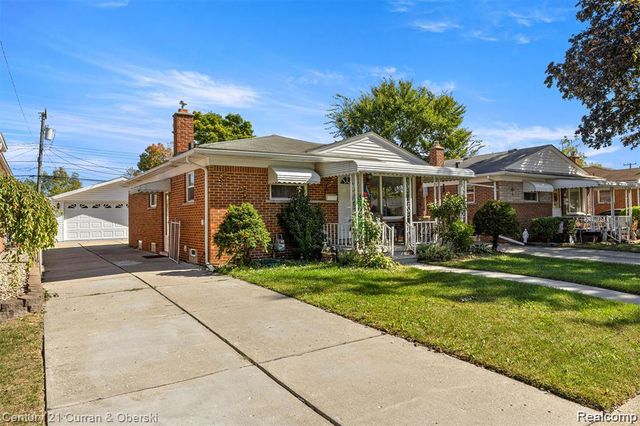 3927 Monroe Street, Dearborn Heights, MI 48125