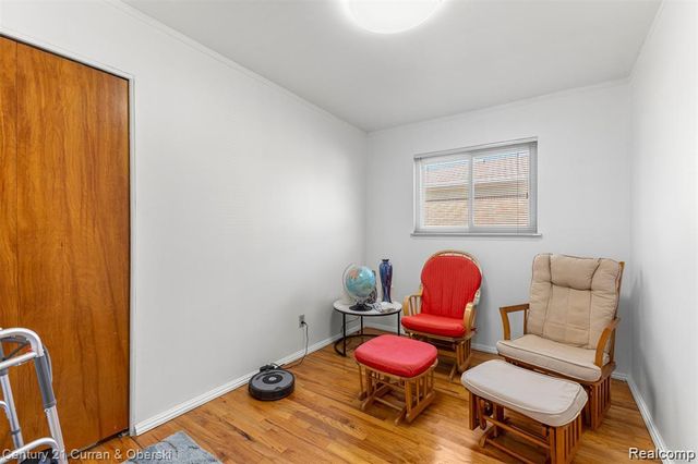 3927 Monroe Street, Dearborn Heights, MI 48125