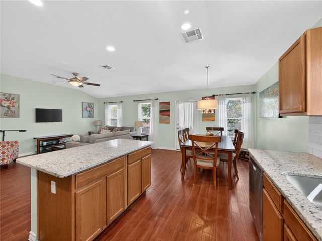 412 Emma Rose TRL, Leander, TX 78641