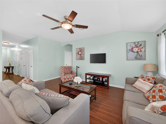 412 Emma Rose TRL, Leander, TX 78641