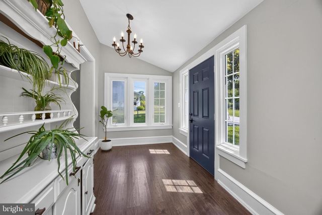 11 MORRIS LN, Coatesville, PA 19320