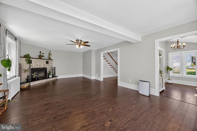 11 MORRIS LN, Coatesville, PA 19320