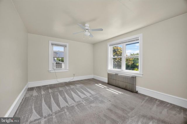 11 MORRIS LN, Coatesville, PA 19320
