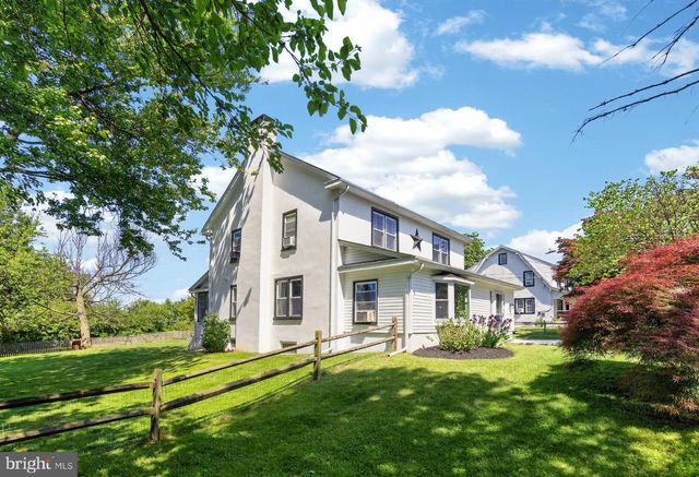 11 MORRIS LN, Coatesville, PA 19320