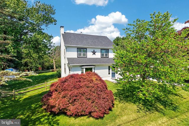 11 MORRIS LN, Coatesville, PA 19320
