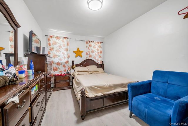 1609 Colden Avenue, Bronx, NY 10462