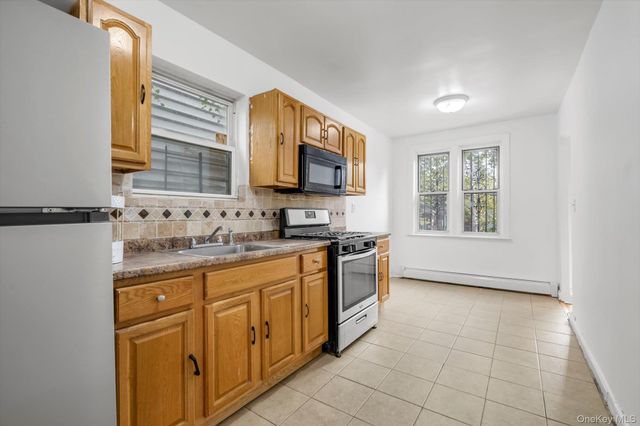 1609 Colden Avenue, Bronx, NY 10462