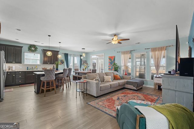 194 Brickhill Circle, Savannah, GA 31407