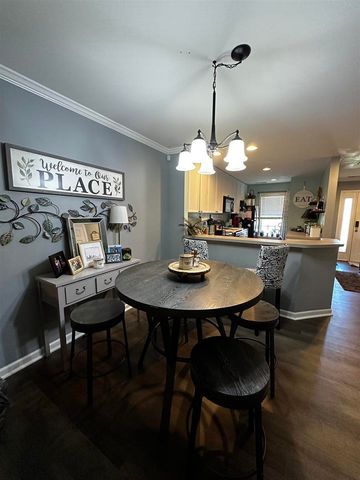 337 Still Water Cir, Boiling Springs, SC 29316