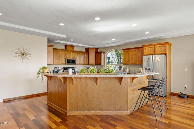 1921 NW Crown Street, Grants Pass, OR 97526