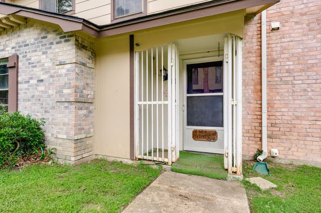 2325 Overland Lane, Arlington, TX 76014