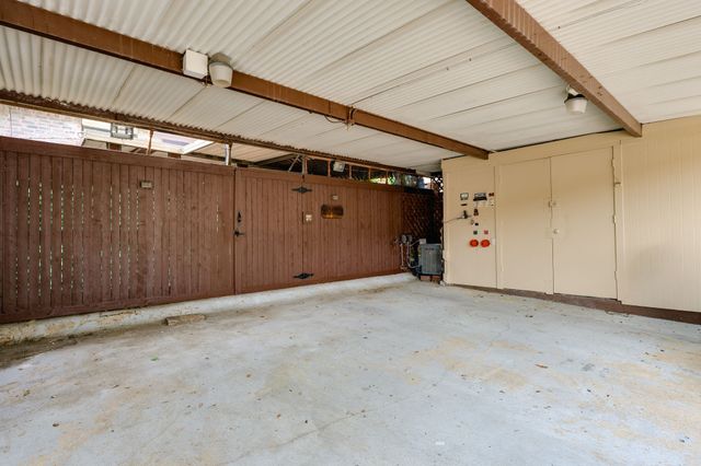 2325 Overland Lane, Arlington, TX 76014