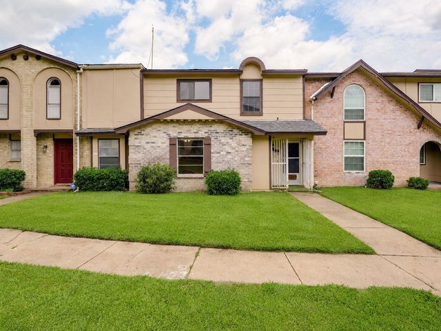 2325 Overland Lane, Arlington, TX 76014
