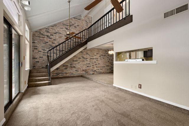 2325 Overland Lane, Arlington, TX 76014
