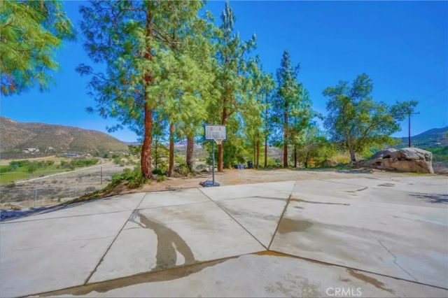 39100 Saddle Ridge, Hemet, CA 92543