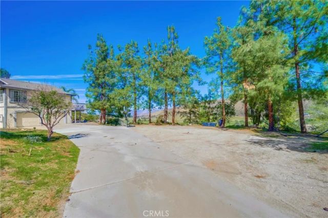 39100 Saddle Ridge, Hemet, CA 92543