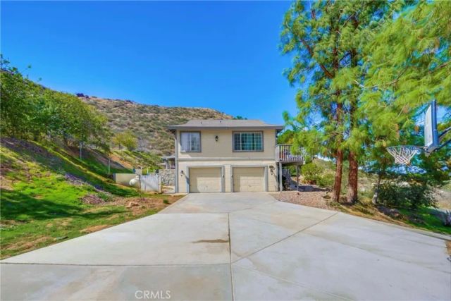 39100 Saddle Ridge, Hemet, CA 92543