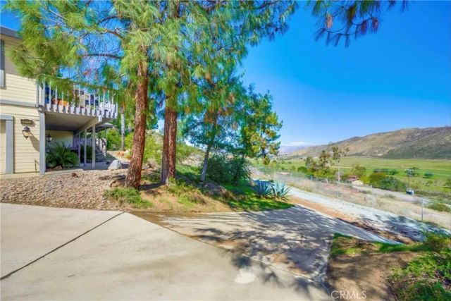 39100 Saddle Ridge, Hemet, CA 92543