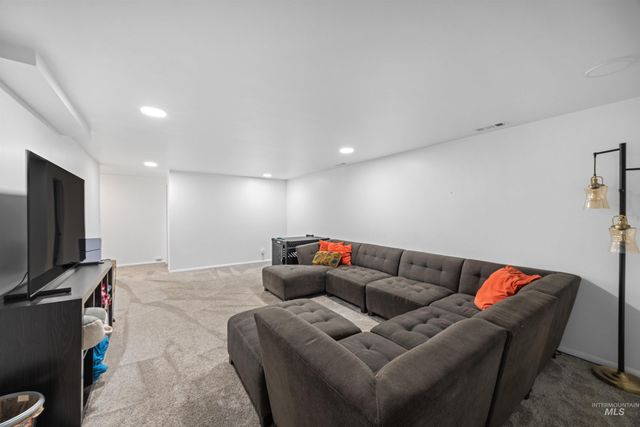 1929 W Bedford, Boise, ID 83705